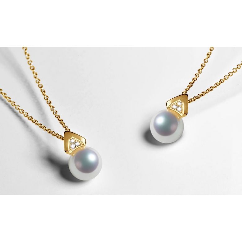 Pendentif triangulaire perle Akoya du Japon, Or jaune et diamants  - 3