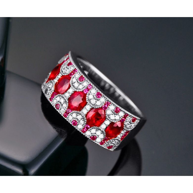 Bague Orientale à Paris. Or blanc, Rubis et diamants - 3