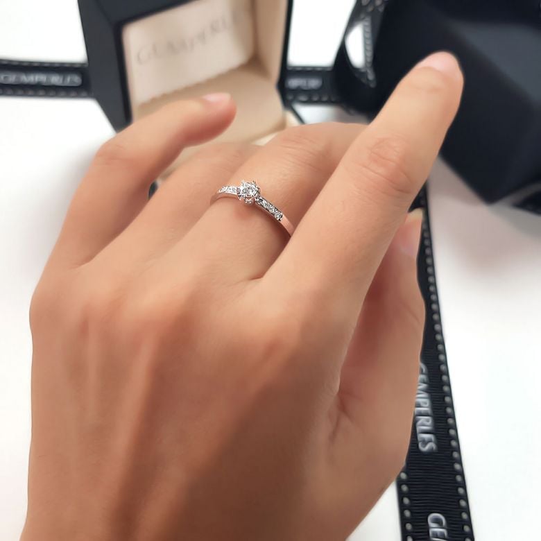 Alliance Solitaire Accompagné Diamants. Or Blanc | Gemperles - 8