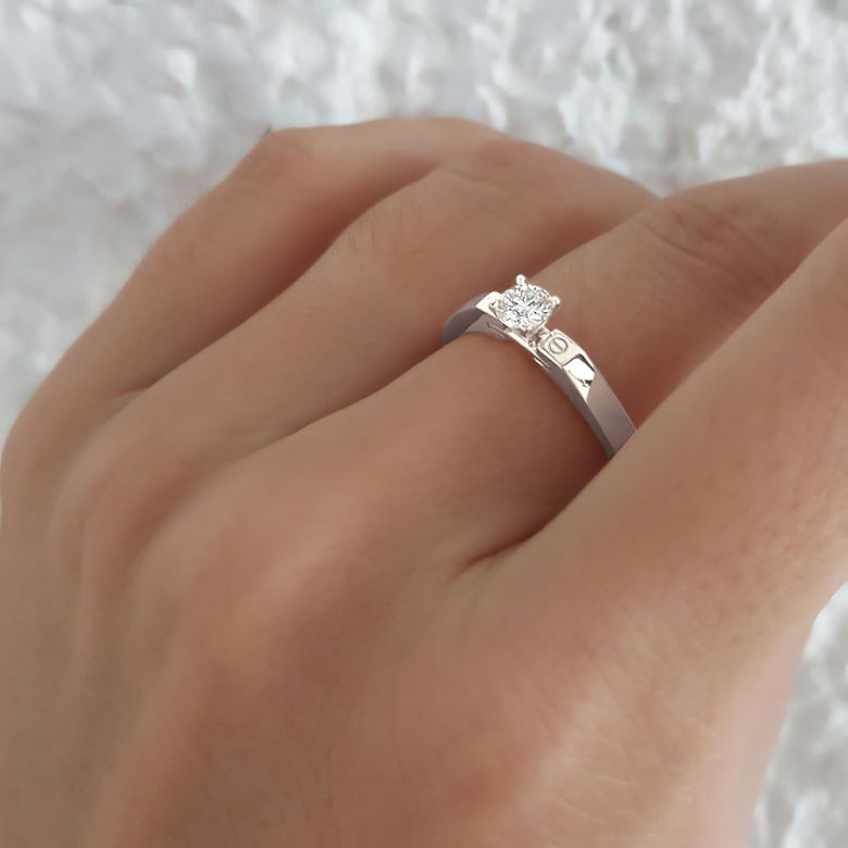 Bague solitaire or blanc - Diamant 0.30ct - 2