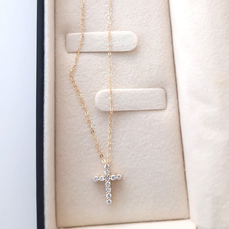 Pendentif religieux forme croix Or jaune, Diamants - 8