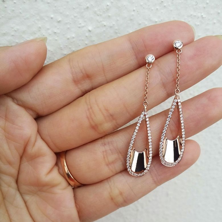 Boucles d oreilles gouttes d'eau en or rose 18cts - Diamants 0.48ct - 4