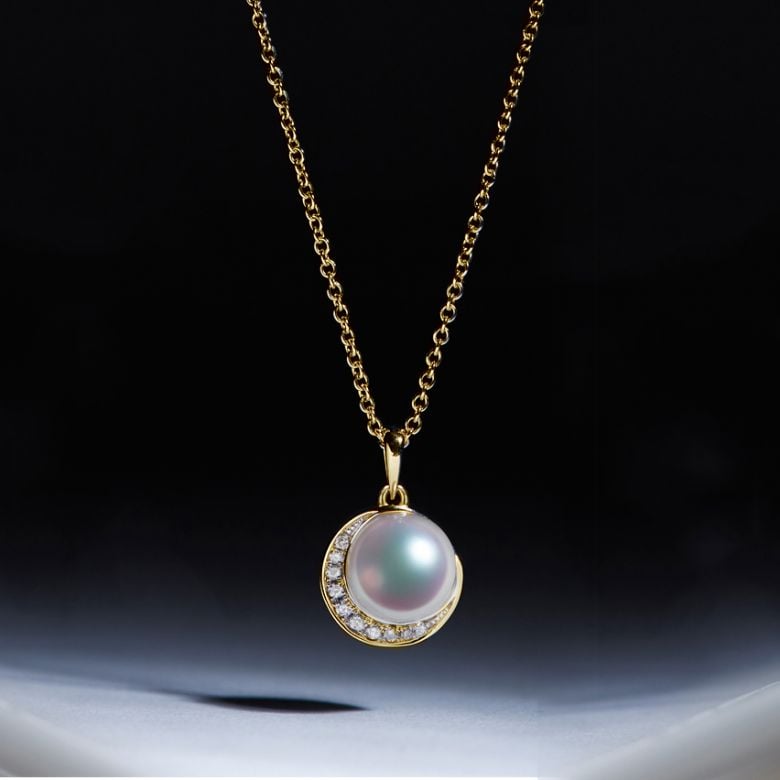 Pendentif couronne Or jaune Diamants. Perle Akoya - 4