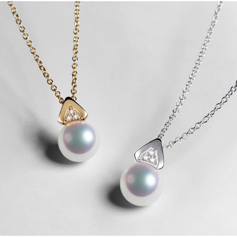 Pendentif triangulaire perle Akoya du Japon, Or blanc et diamants  - 3