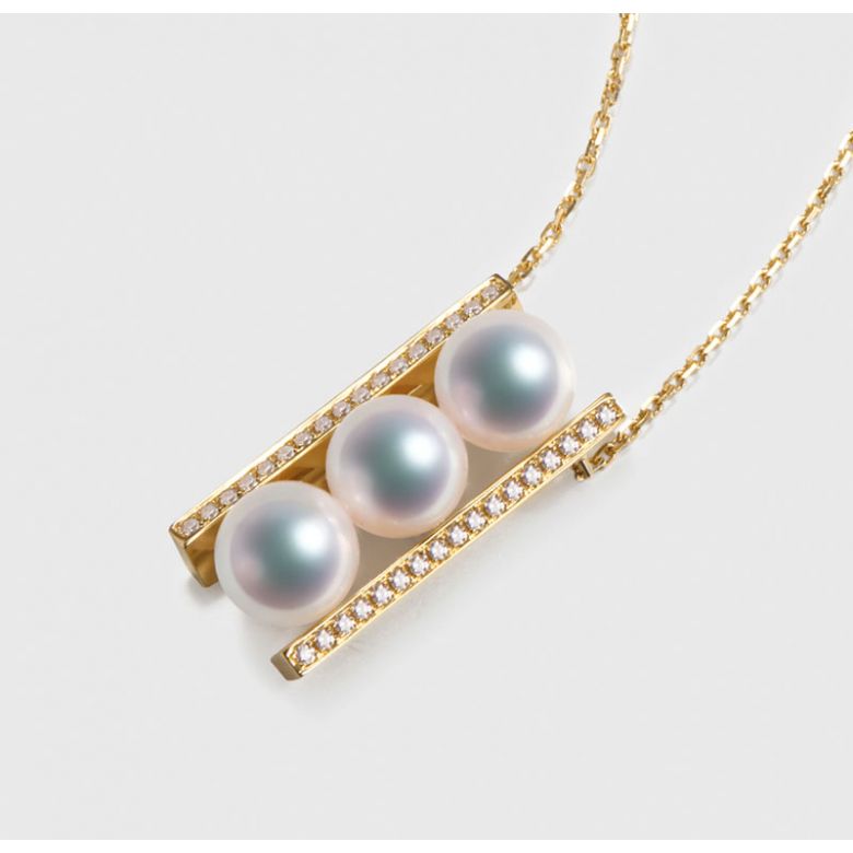 Pendentif 3 perles Akoya. Barettes or jaune sertis diamants. Otohiko - 6