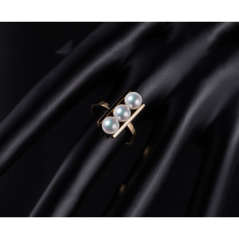 Bague 3 perles Akoya alignées et or jaune 18 carats - 7