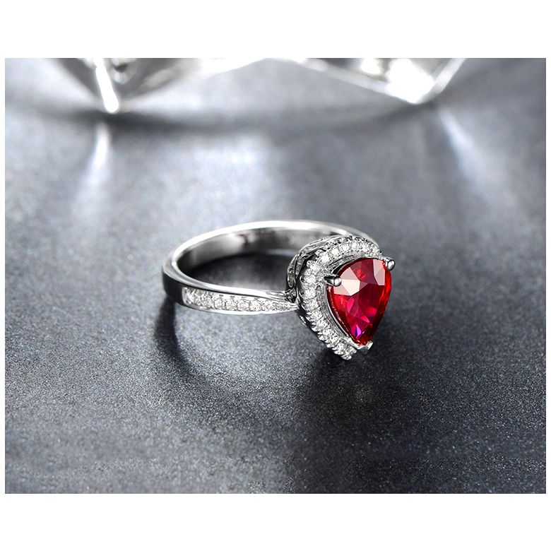 Bague Comtesse Rubis Poire et Diamants. Or blanc - 5