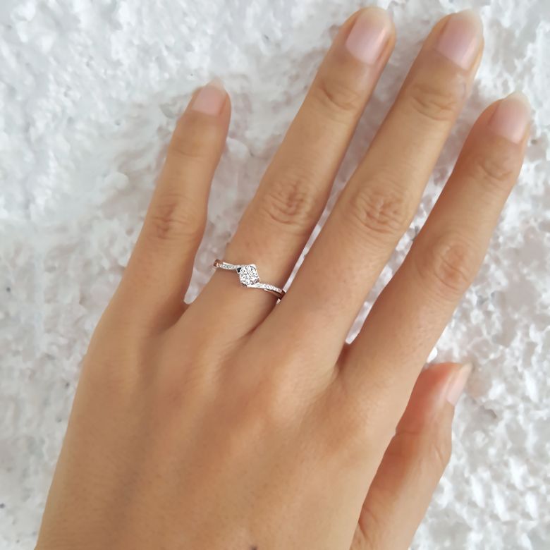 Solitaire bague liseré diamanté - Or blanc 750/1000 | Gemperles - 6