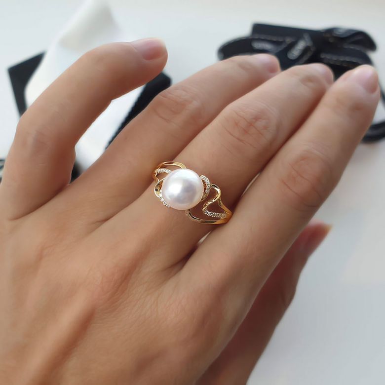 Bague moderne luxe perle de culture blanche - Or jaune, diamants - 5