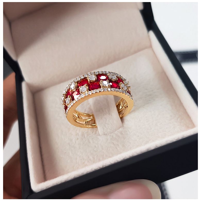 Bague damier Or jaune. Rubis et diamants alternés - 6