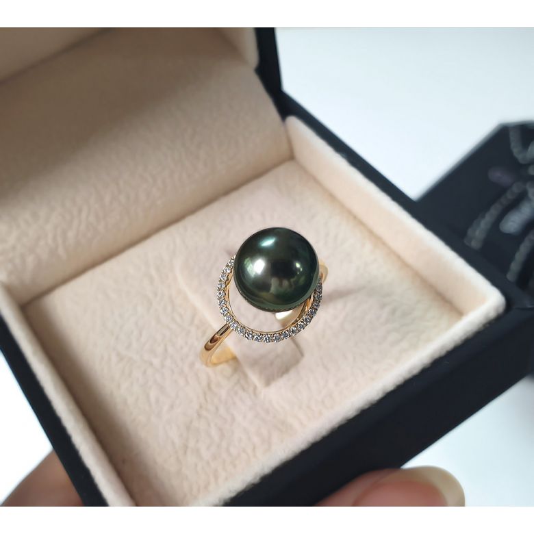 Bague or jaune - Perle de Tahiti encerclée - Diamants sertis griffes - 4