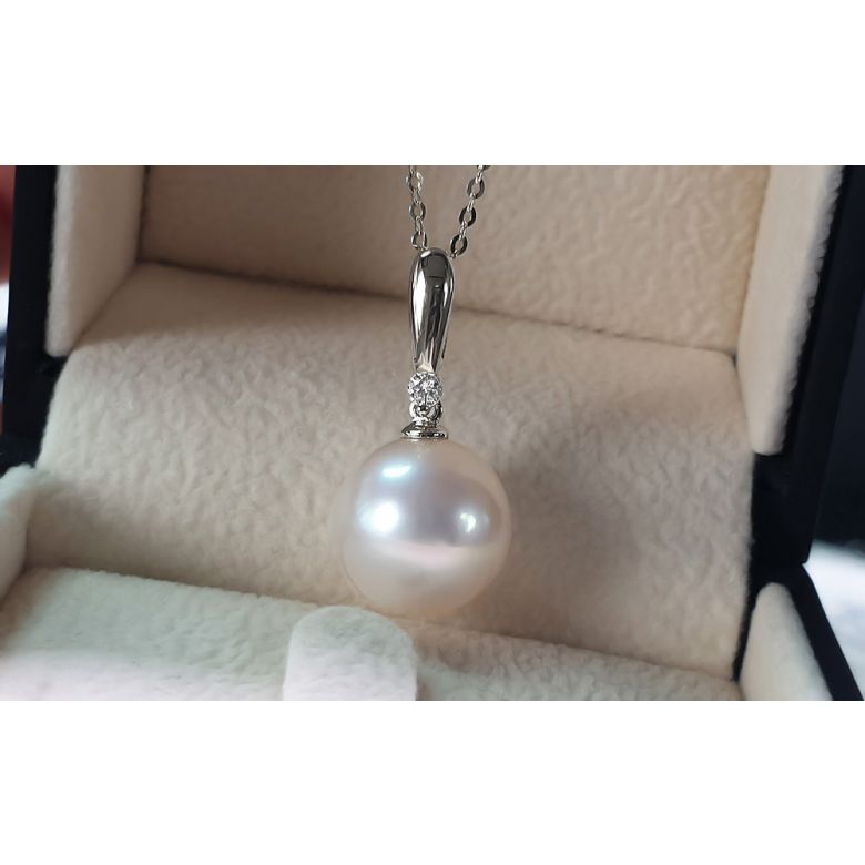 Pendentif Hainan - Tige or blanc, diamant demi clos - Perle blanche - 13