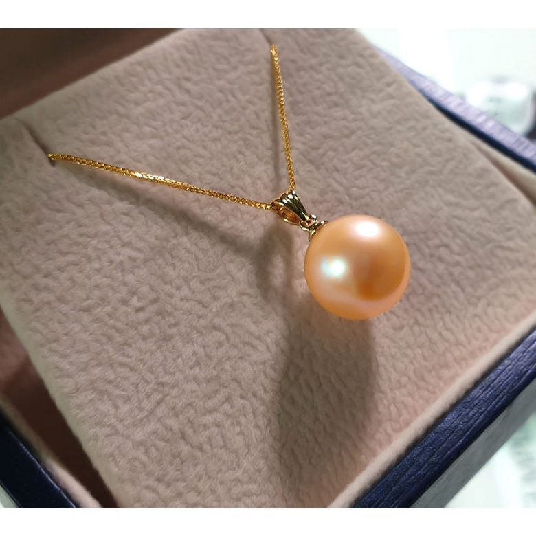 Collier une perle blanche. Pendentif or jaune - 5