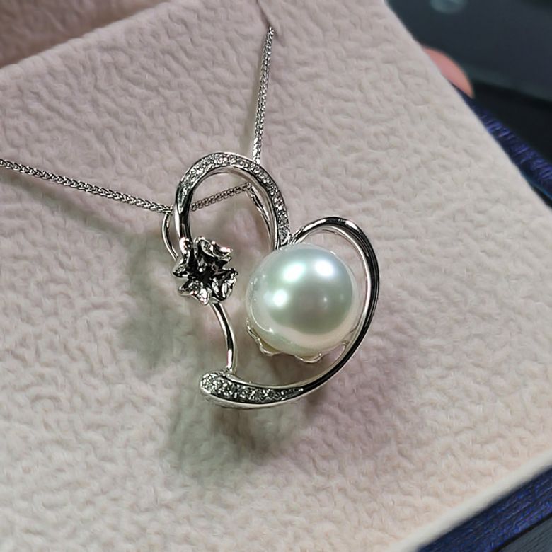 Pendentif perle d'Australie or blanc et diamant - Coeur de trèfle - 3