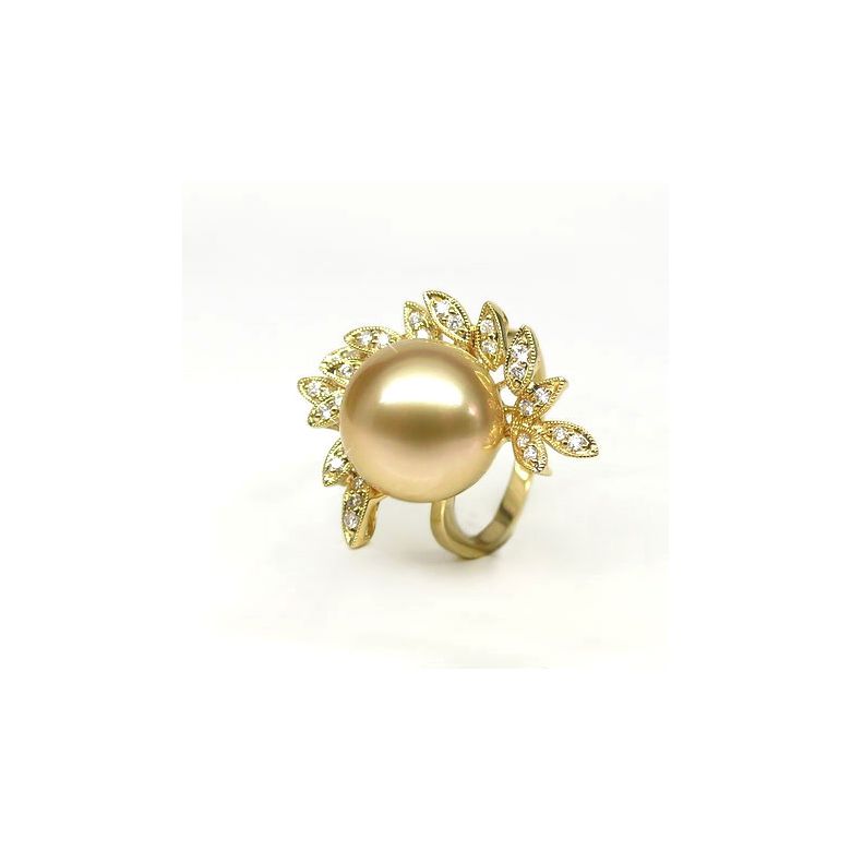 Bague perle australienne - Pétales d'or jaune ajourées, diamants - 5