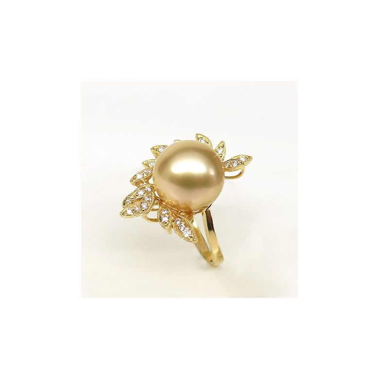 Bague perle australienne - Pétales d'or jaune ajourées, diamants - 3