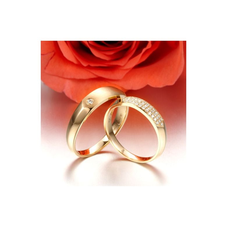 Alliances biseautées or jaune pour Couple - Sertissage en diamants - 3