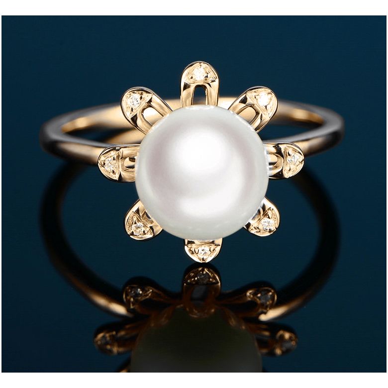 Bague fleur des neiges. Or jaune, pétales de diamants - 2