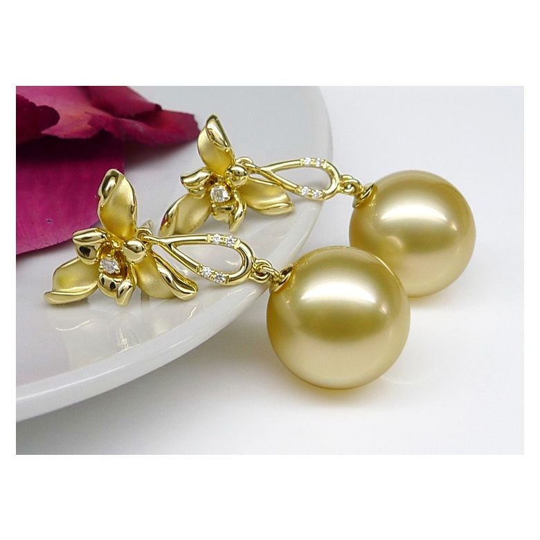 Boucles d'oreilles 3 pétales gold. Perles des mers du Sud - 5