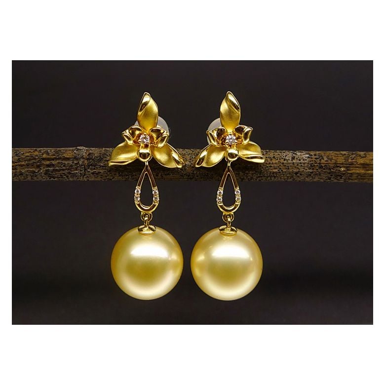Boucles d'oreilles 3 pétales gold. Perles des mers du Sud - 6