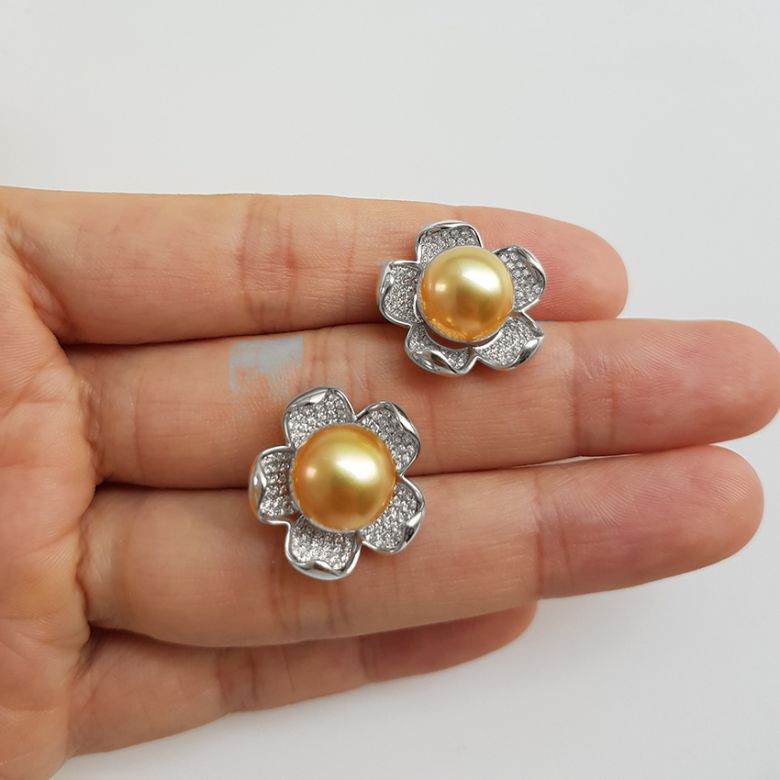 Boucles d'oreilles fleurs de frangipanier - Perles d'Australie dorées or blanc - 3