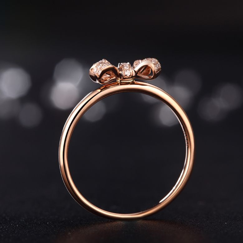 Bague petit noeud Or rose 18cts. Diamants 0.080ct - 4