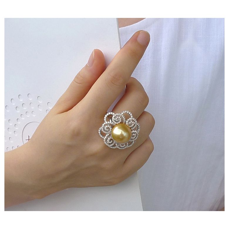 Bague Fleur arabesque perle dorée. Or blanc et diamants - 3