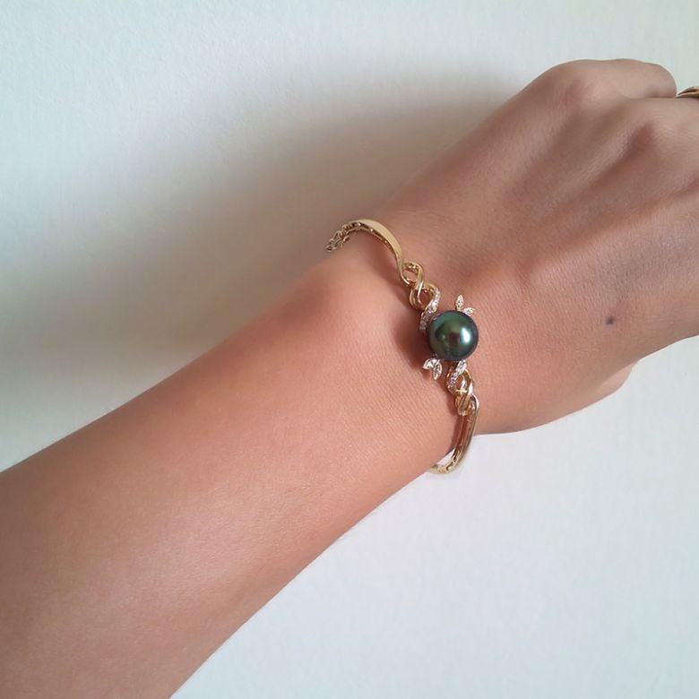 Bracelet jonc - Perle de Tahiti noire - Or jaune, diamants - 8
