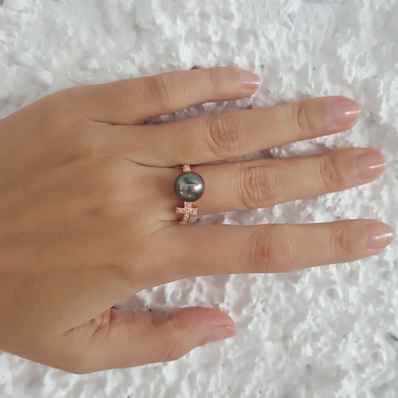 Bague croix romaine - Perle de Tahiti noire paon - Or rose, diamants - 5