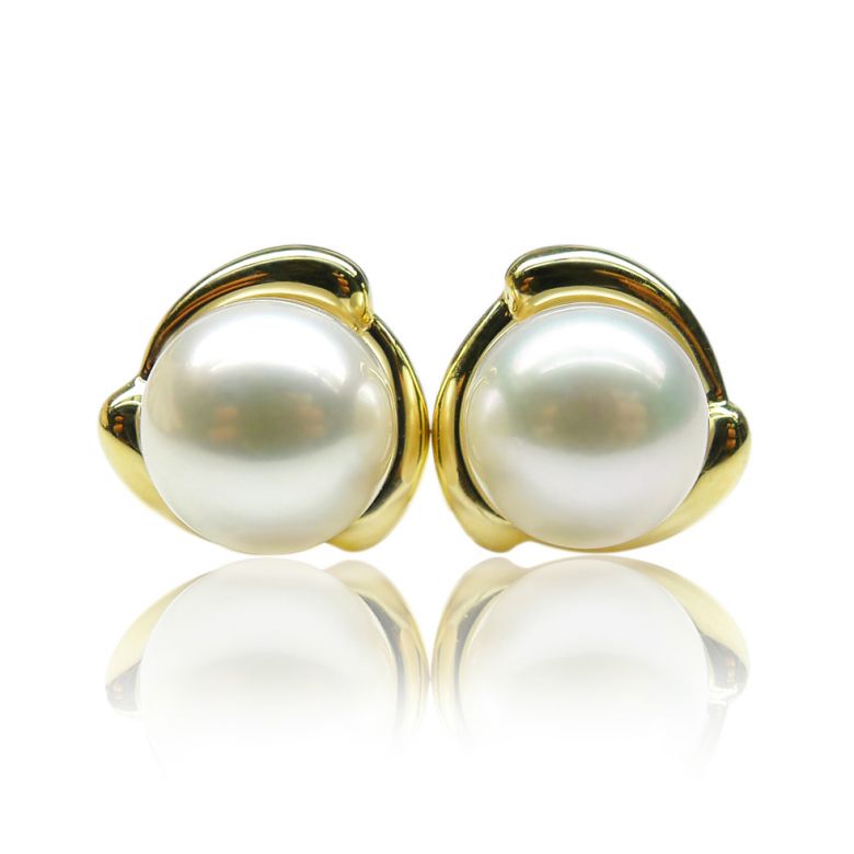 Boucles oreilles ornementation classique - Or jaune, perles eau douce - 1