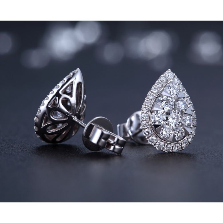 Boucles Oreilles goutte diamants. Or blanc 18cts. Diamants 0.60ct - 5