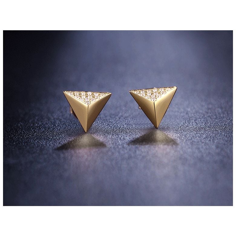 Boucles oreilles clous forme pyramidale. Or jaune, diamants - 3