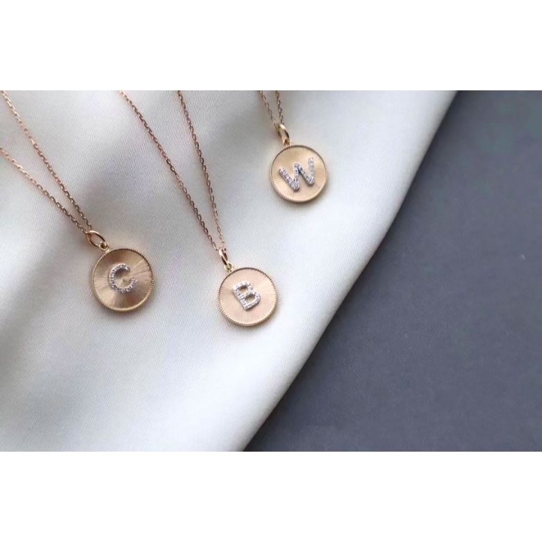 Pendentif Lettre de l'Alphabet - Vos initiales diamantées autour du cou or rose - 22