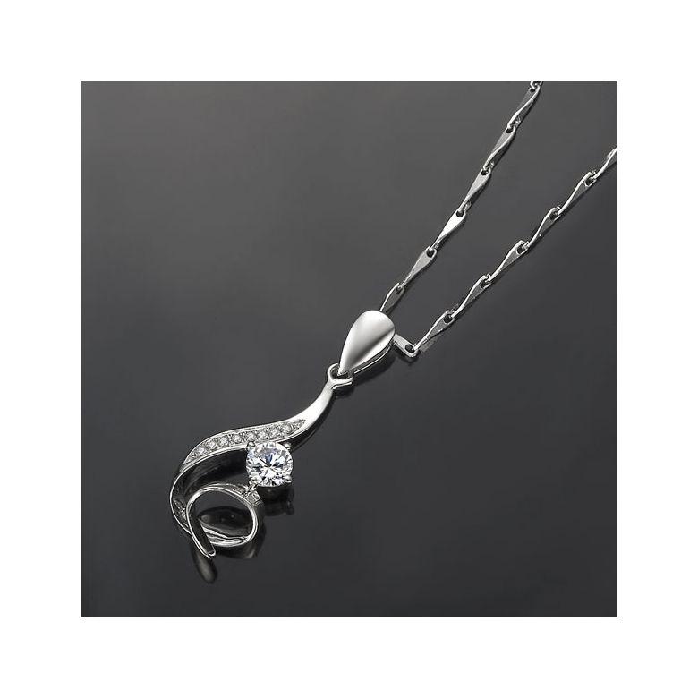 Pendentif byzantin entortillé - Or blanc, diamants 0.22ct - 5