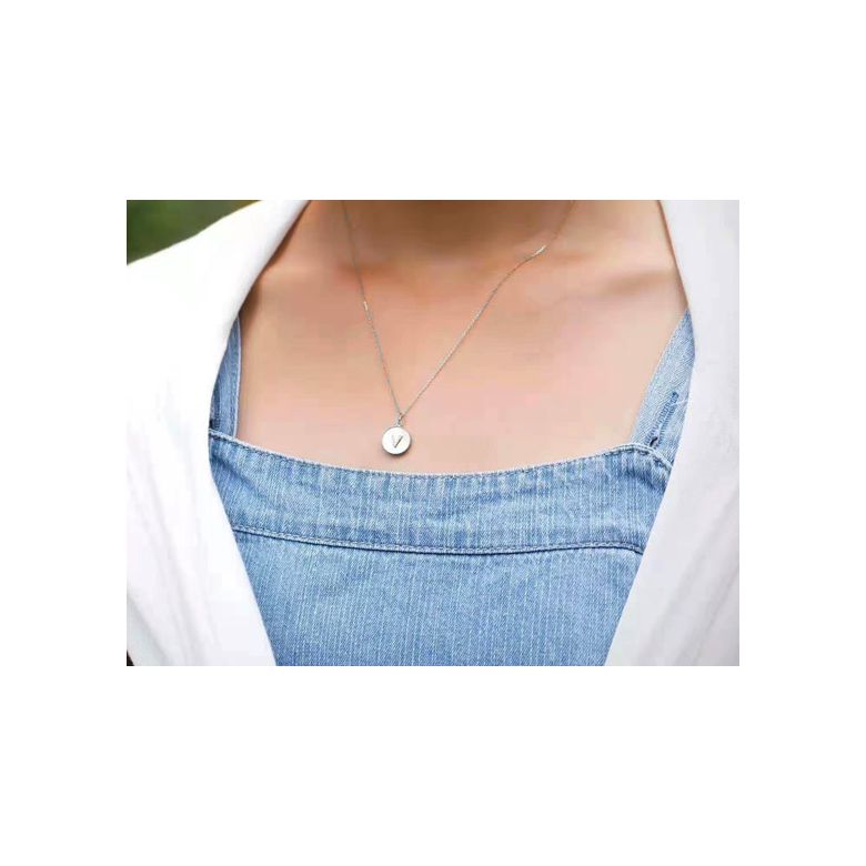 Pendentif Lettre de l'Alphabet - Vos initiales diamantées autour du cou or blanc - 12