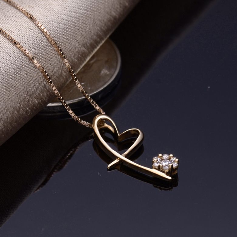 Pendentif coeur en papillon - Or jaune et diamants 0.15ct - 2