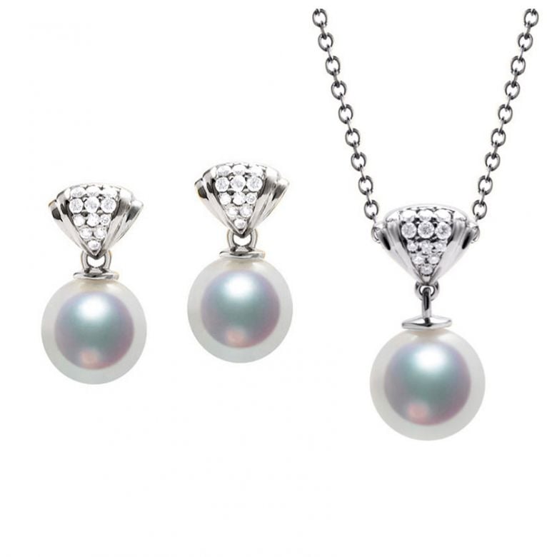 Pendentif, Bague et Pendants d'Oreilles Sarah Bernhardt. Perles Akoya, Or jaune, Diamants - 3