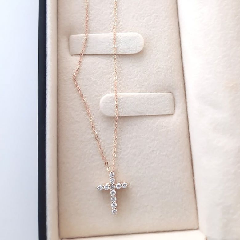 Pendentif religieux forme croix Or rose, Diamants - 8