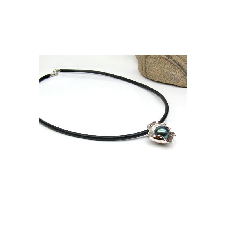 Pendentif polynésien - Perle de Tahiti bleue - Cordon cuir - Or rose - 2