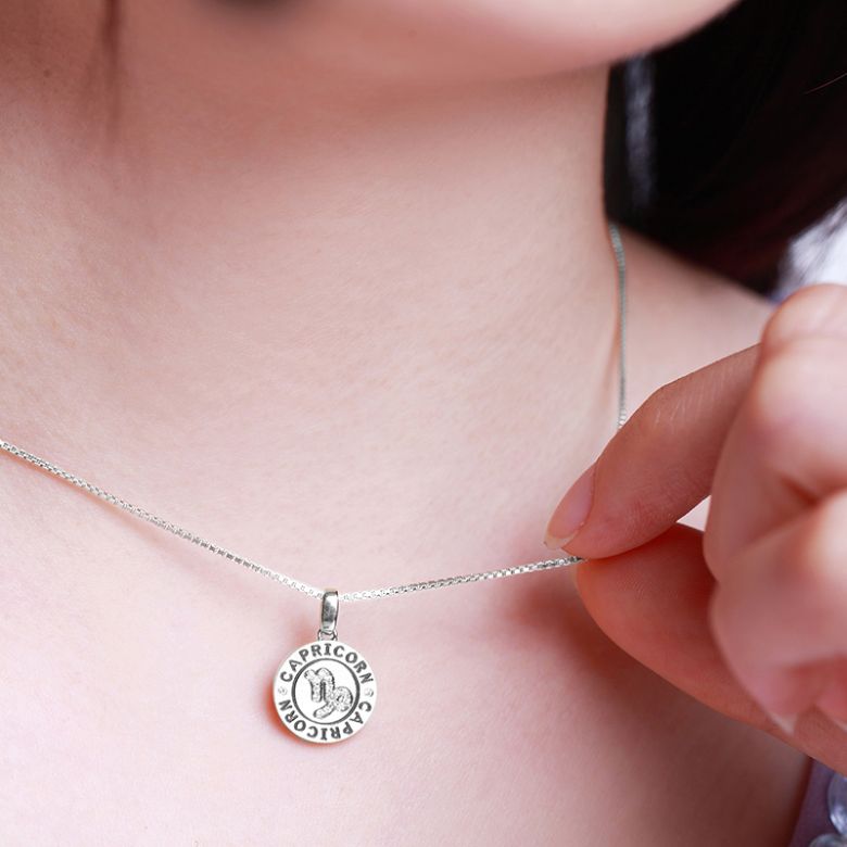 Pendentif Capricorn Or blanc. Signe du capricorne. Zodiaque - 4