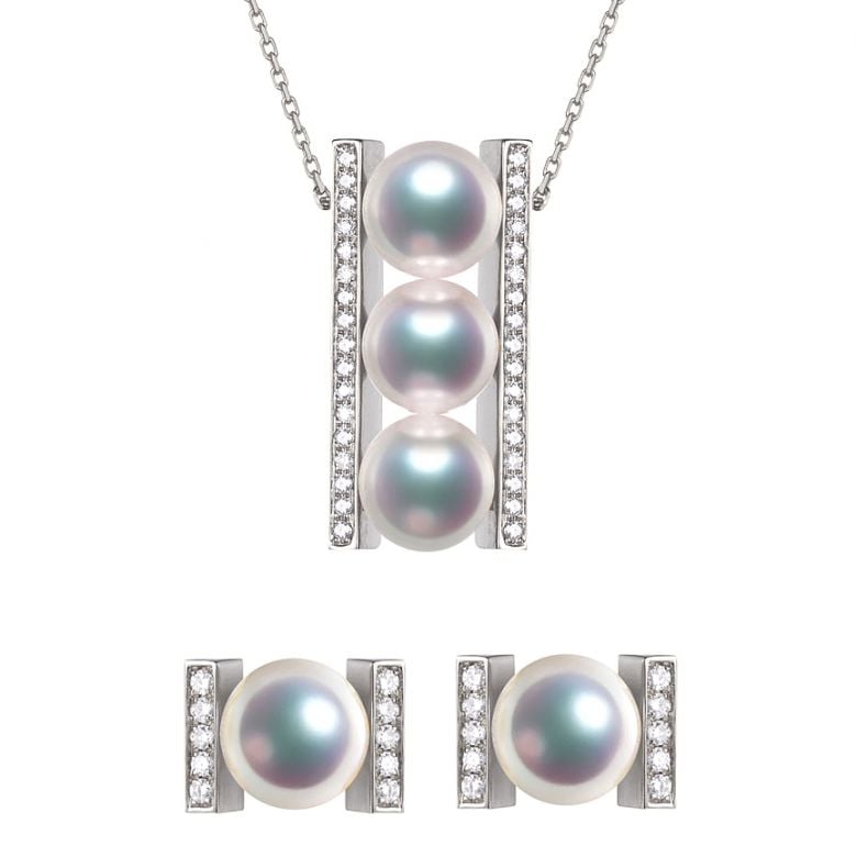 Pendentif et Boucles Otohiko. Perles Akoya, Or blanc, diamants - 1
