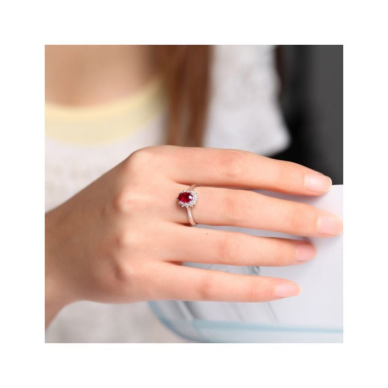 Bague rubis, diamants monture or blanc - Création florale classique - 2