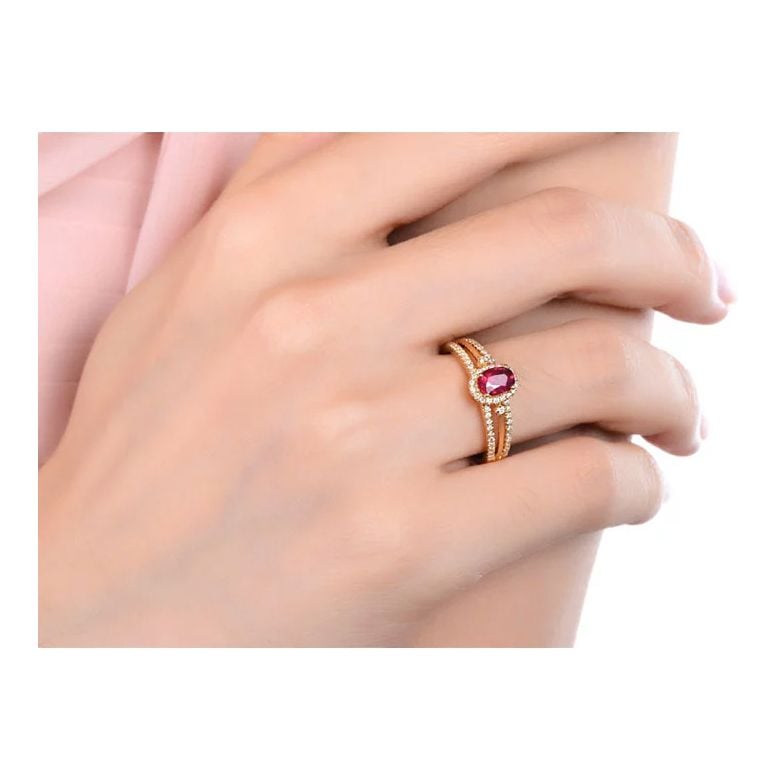 Bague fiançailles rubis or jaune. Diamants - 2