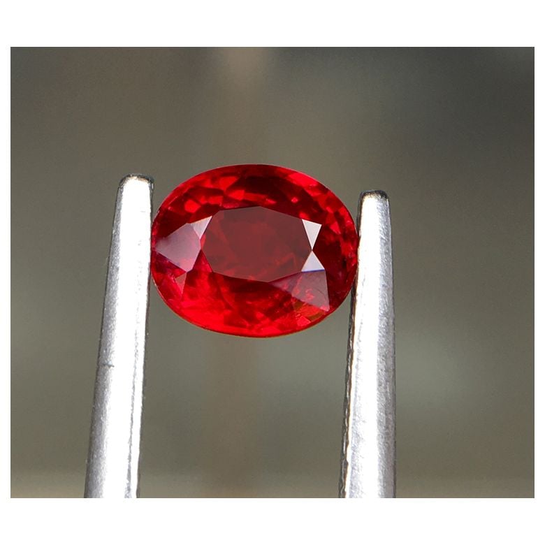 Bague rubis, diamants monture or blanc - Création florale classique - 7