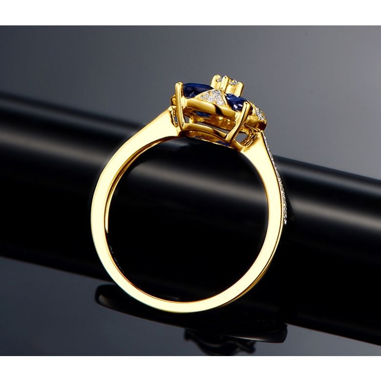 Bague solitaire fleur bleue. Or jaune, saphirs et diamants - 6