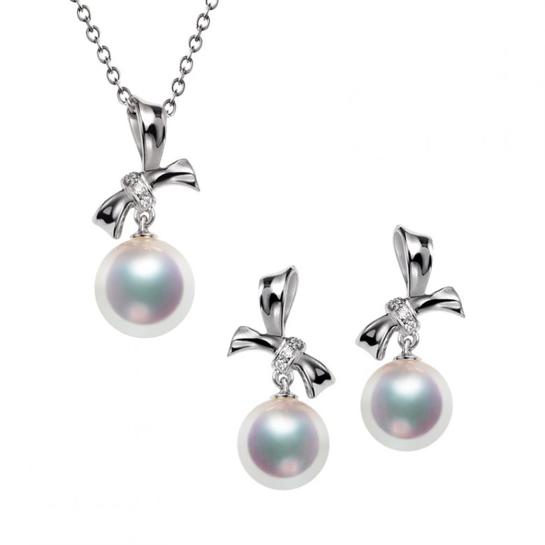 Pendentif et Boucles Ti noeud Koya. Perles Akoya, Or blanc, diamants - 1