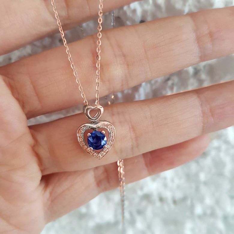 Pendentif Coeur saphir et diamants. Or rose - 2