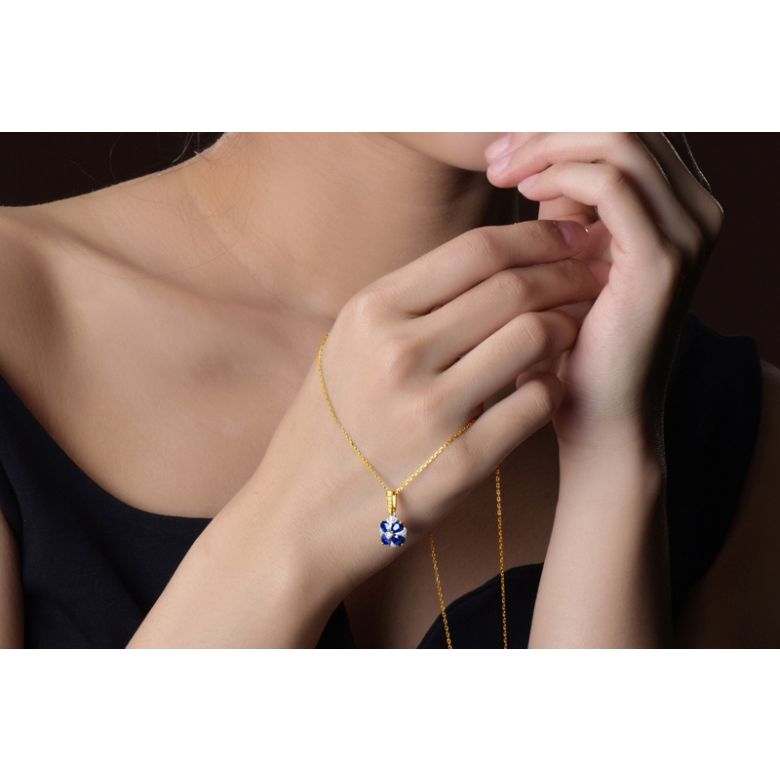 Pendentif solitaire fleur bleue. Or jaune, saphirs et diamants - 4