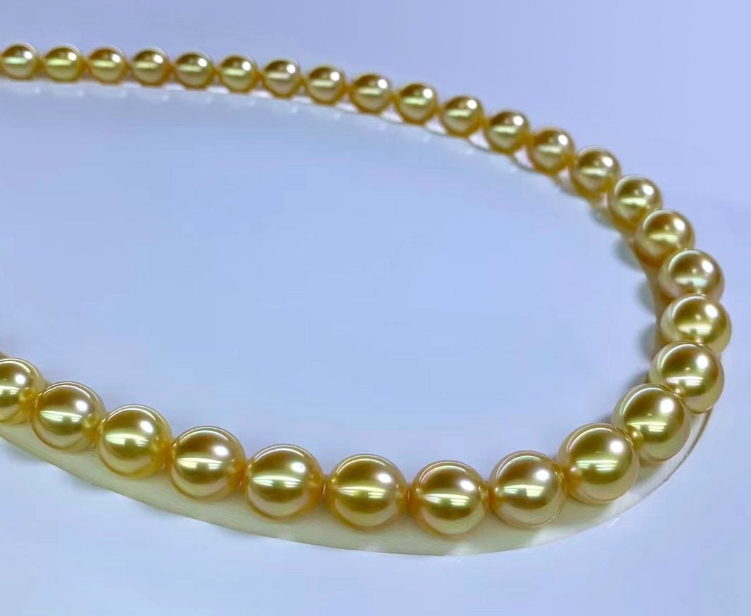 Collana di perle dei mari del Sud dorate, foto Gemperles